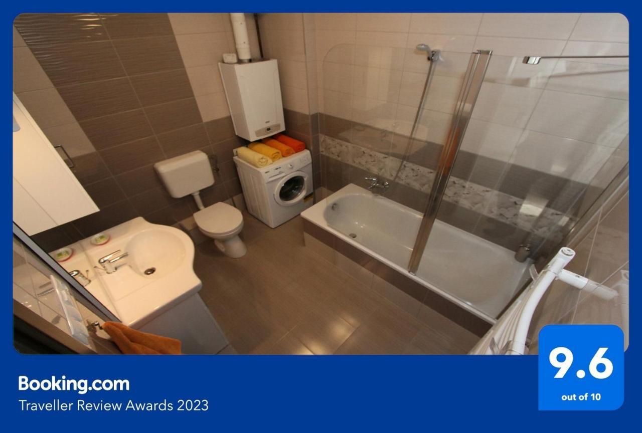 Blonde River Apartman Soter แซแก็ด ภายนอก รูปภาพ